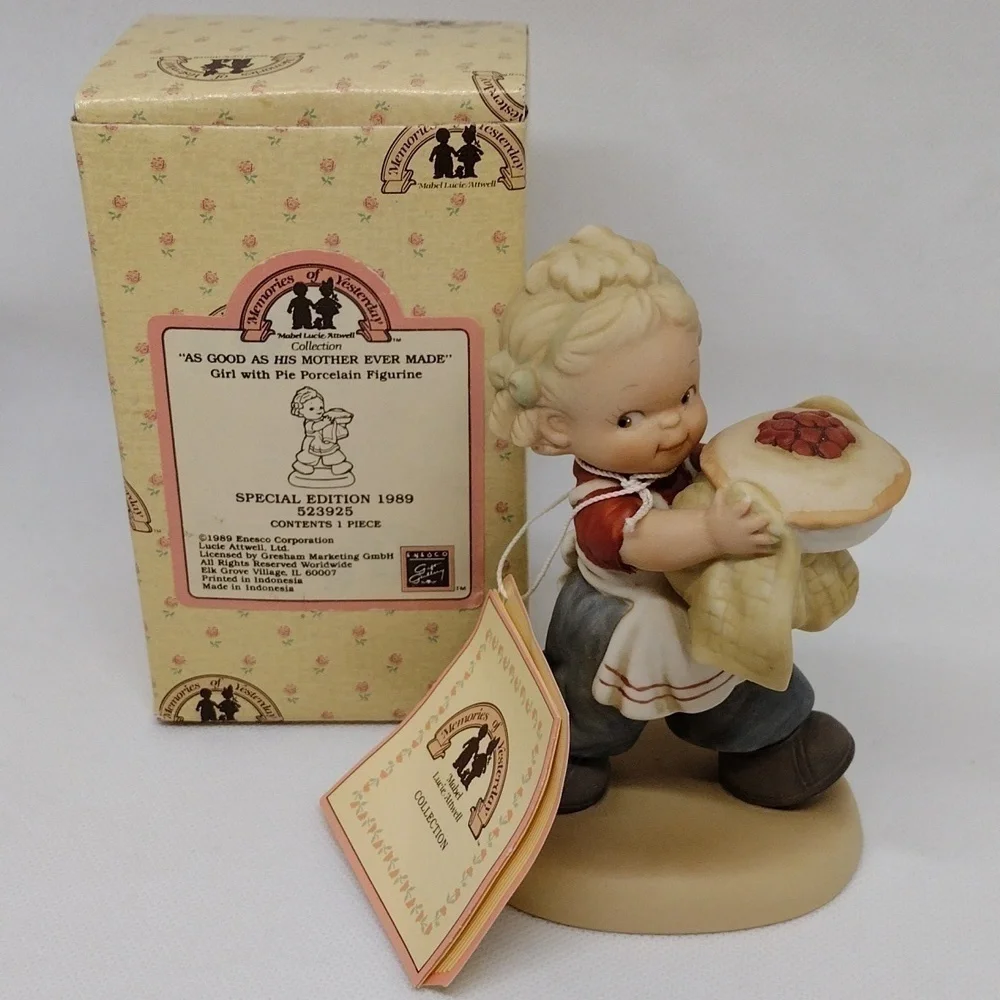 Vintage Enesco Special Edition 1989 Girl with Pie Porcelain‎ Figurine